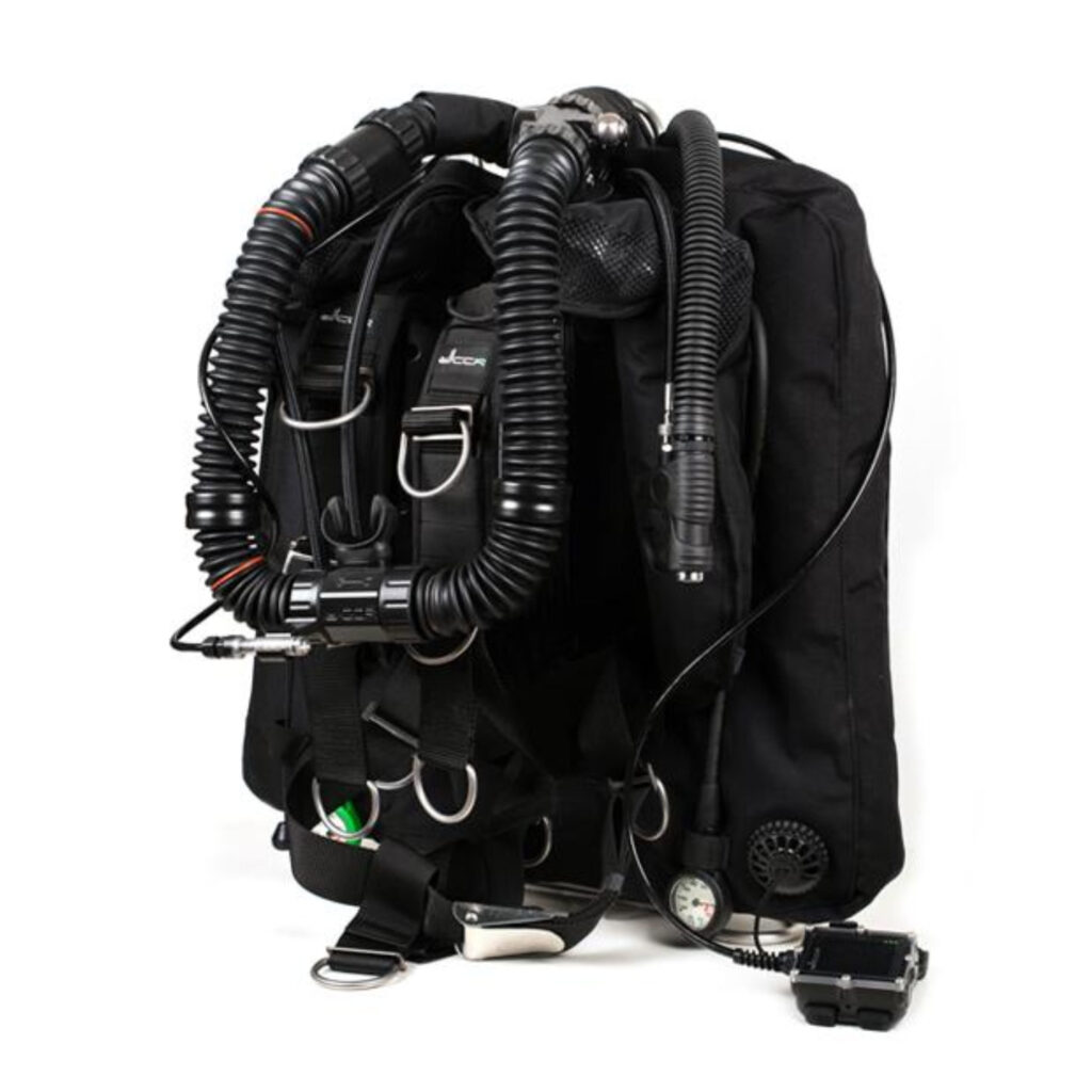 JJ-CCR DiveCAN von vorn mit Harness und Mundstück