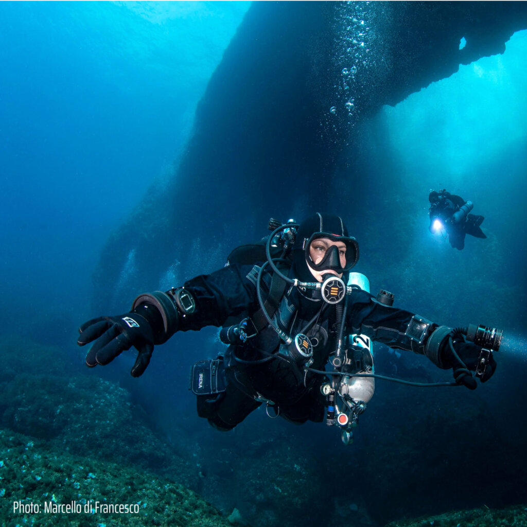 Tecline V1 Tec1 am Wrack